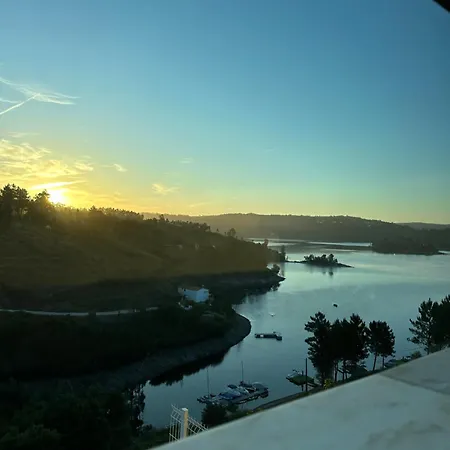 Horta Dos Cedros - Rio Apartment Tomar